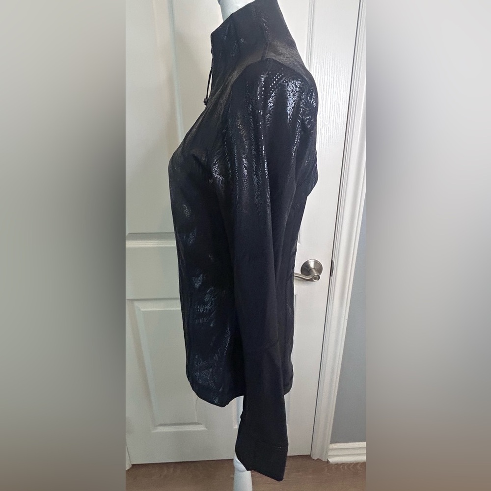 🖤”Lululemon” Black Jacket with Standing Collar and Tailored Fit w/ Pockets🖤 - Picture 6 of 17